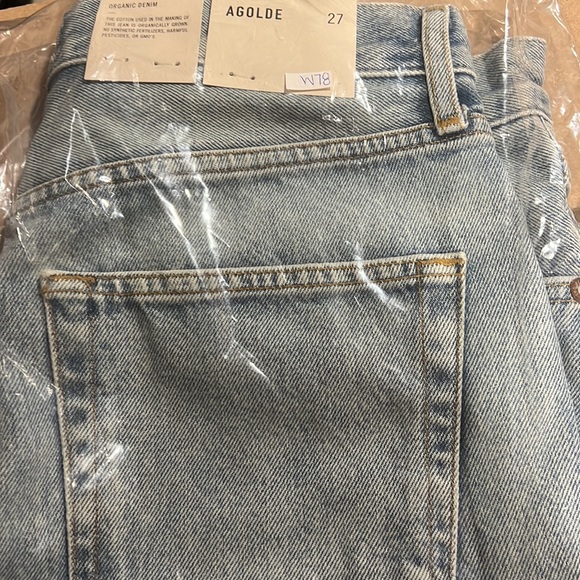 AGOLDE Reese Relaxed Cutoff Shorts in Wonder - Picture 2 of 7